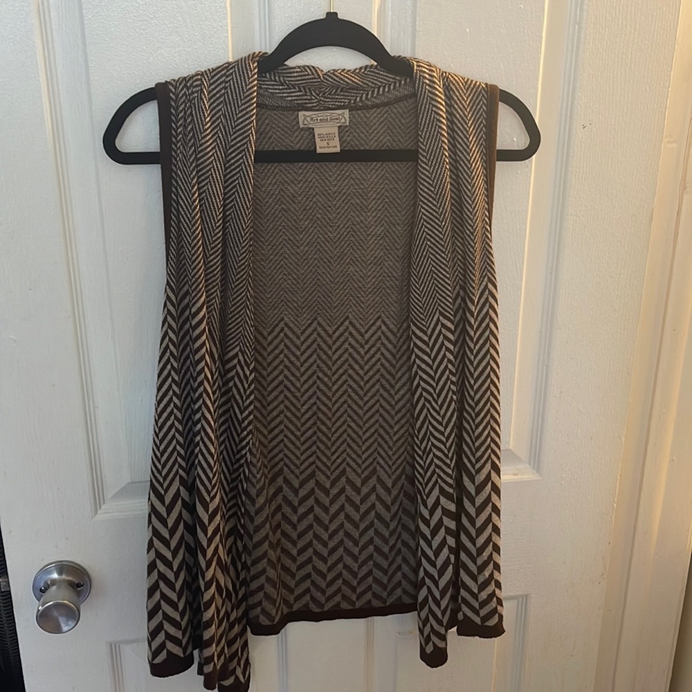 Brown sleeveless cardigan